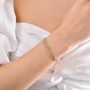 TSB 2304 is 6.90g Gold Bracelet