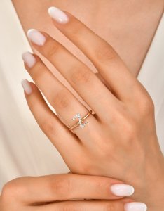 TY 3108 Altın Z Harfi Yüzük Rose Altın