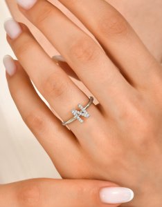 TY 3113 Altın N Harfi Yüzük Beyaz Altın