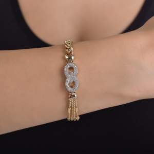 TSBL 2122 Gold Bracelet is 10.20g